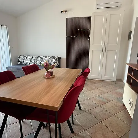 Апартаменты Beach Apartment Vantacici Вантачичи