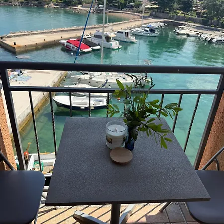 Апартаменты Beach Apartment Vantacici