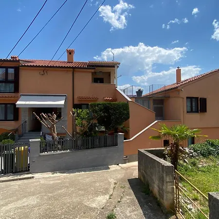 Beach Apartment Vantacici Апартаменты